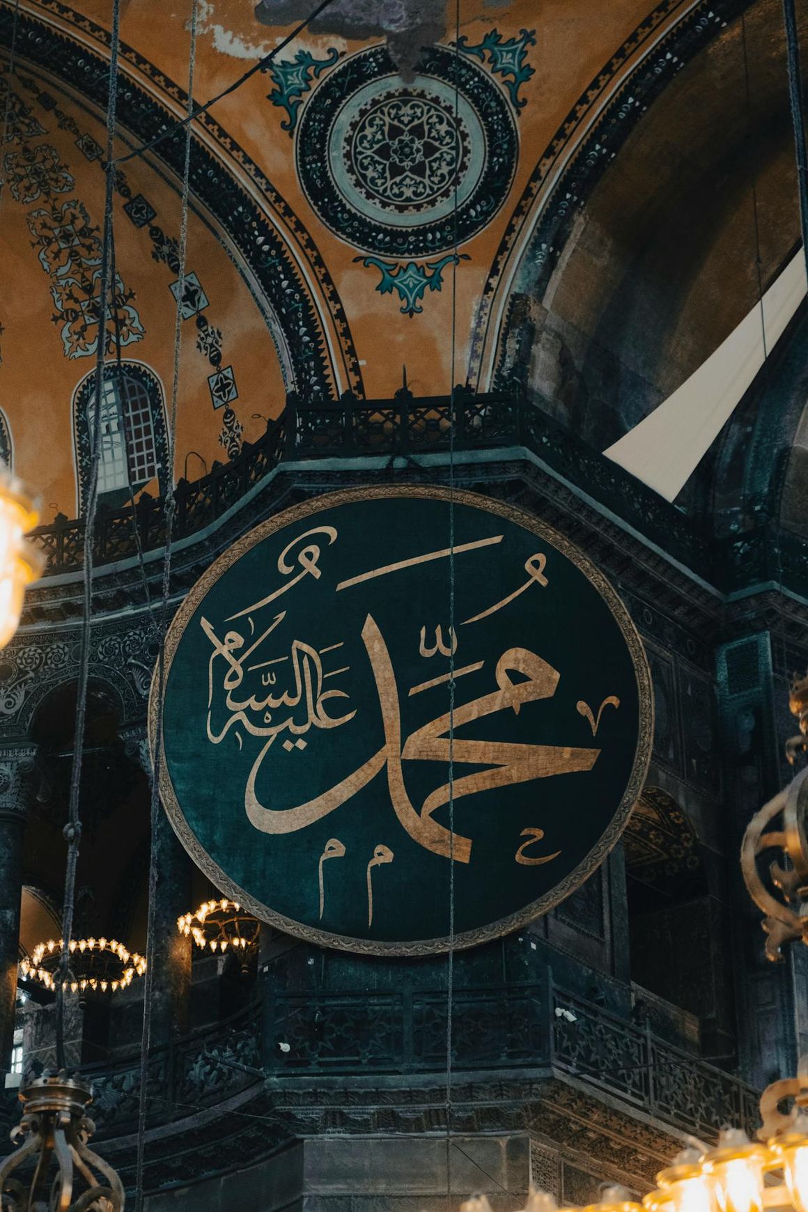 Facing the Fire: How Prophet Muhammad Confronted Hate and Its Enduring Legacy